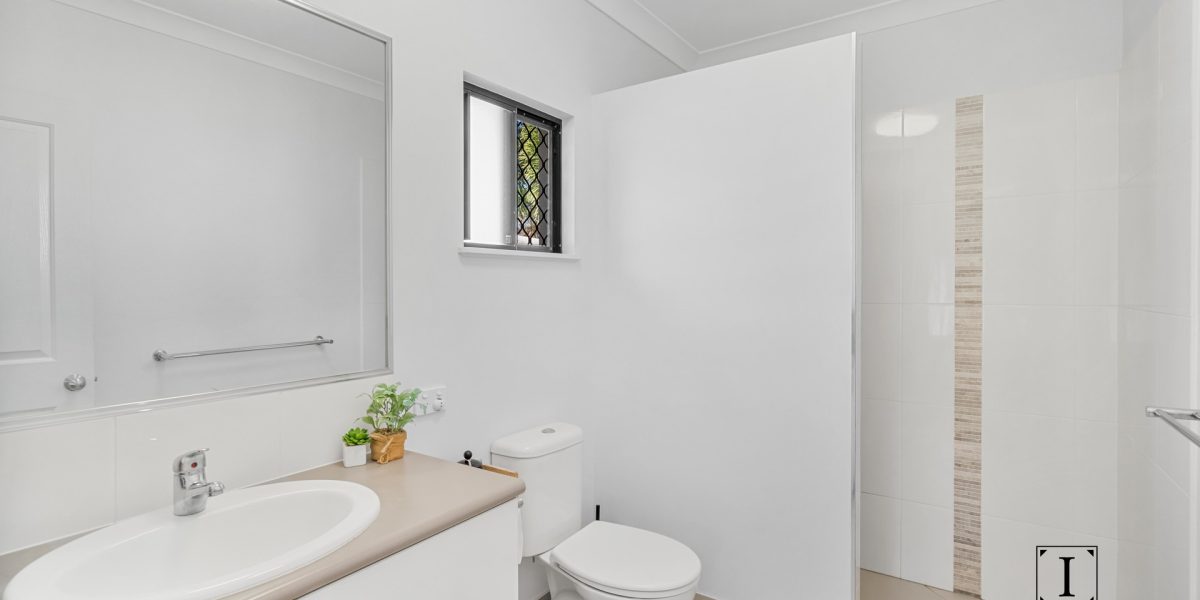 3 Murrinda Gardens, Trinity Park, QLD 4879 AUS