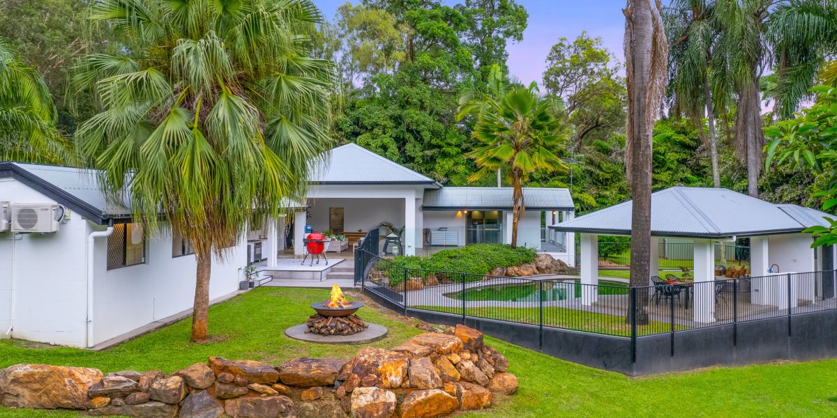 13-15 Aropa Street, Trinity Beach, QLD 4879 AUS