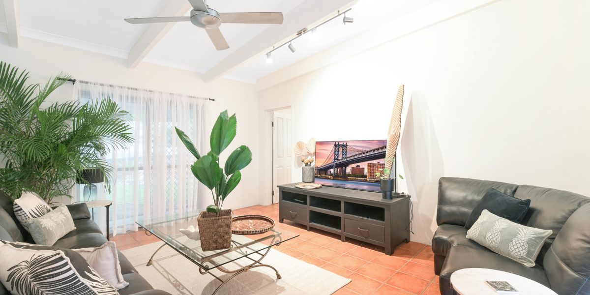 13-15 Aropa Street, Trinity Beach, QLD 4879 AUS