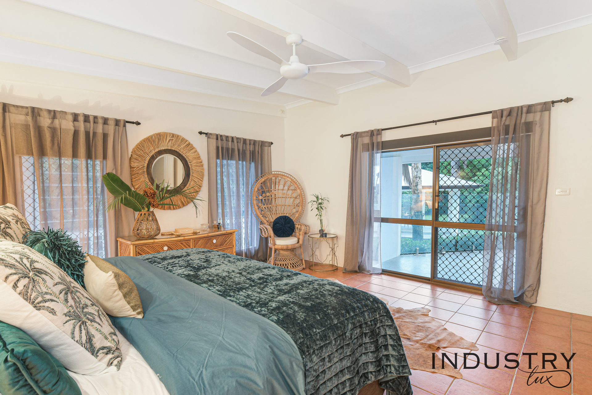 13-15 Aropa Street, Trinity Beach, QLD 4879 AUS