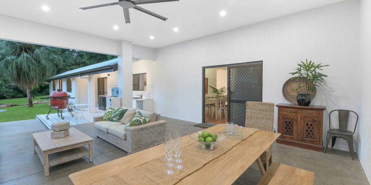 13-15 Aropa Street, Trinity Beach, QLD 4879 AUS