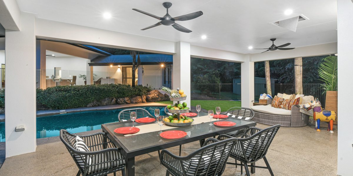 13-15 Aropa Street, Trinity Beach, QLD 4879 AUS
