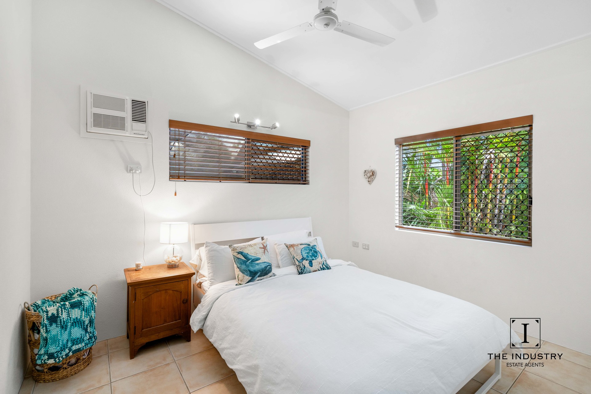 3 Corinda Close, Trinity Beach, QLD 4879 AUS