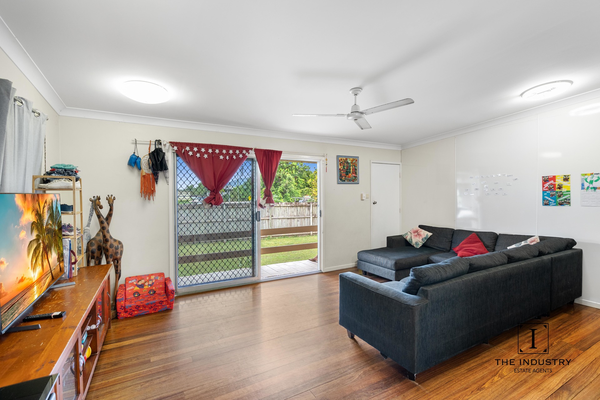 2 Rose Blank Close, Manunda, QLD 4870 AUS