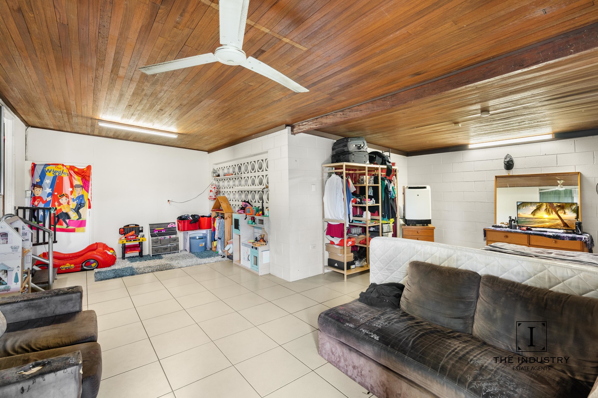 2 Rose Blank Close, Manunda, QLD 4870 AUS