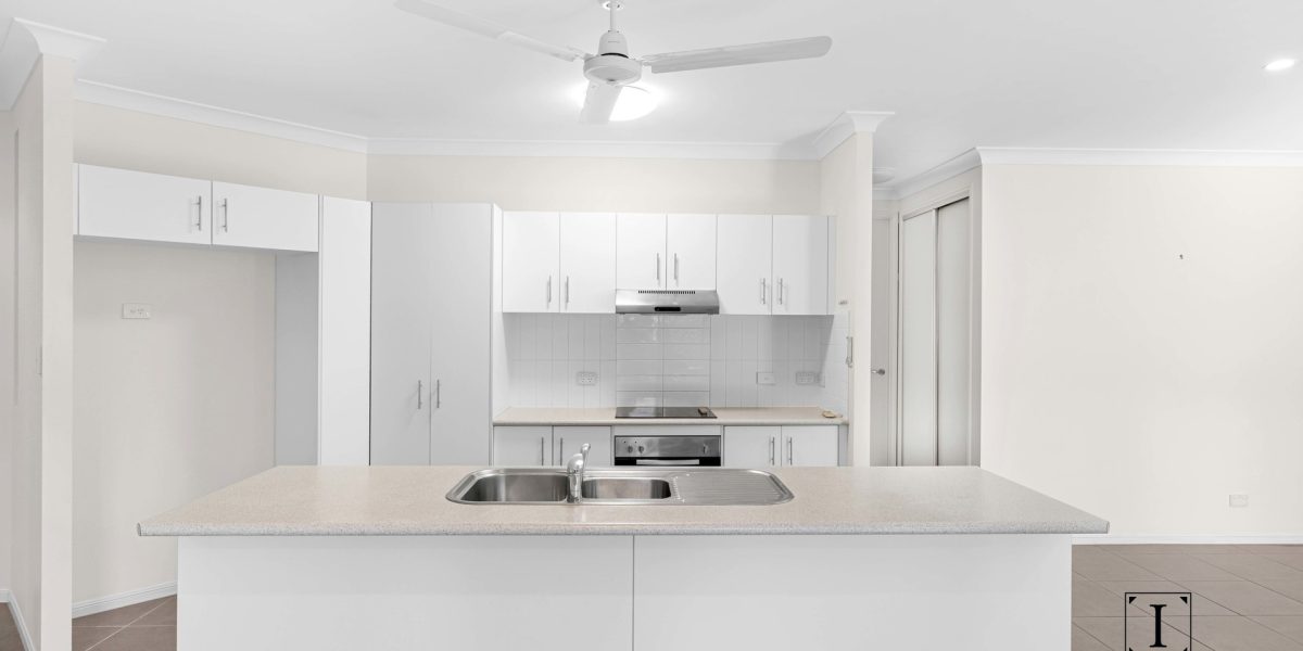 30 John Malcom Street, Redlynch, QLD 4870 AUS