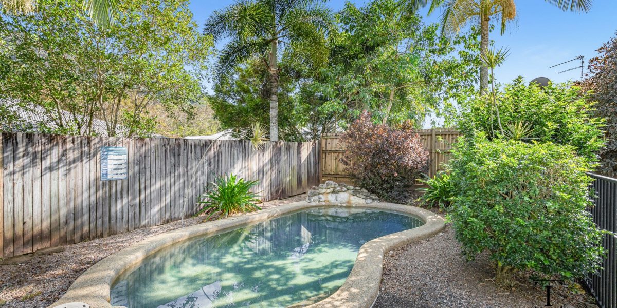 30 John Malcom Street, Redlynch, QLD 4870 AUS