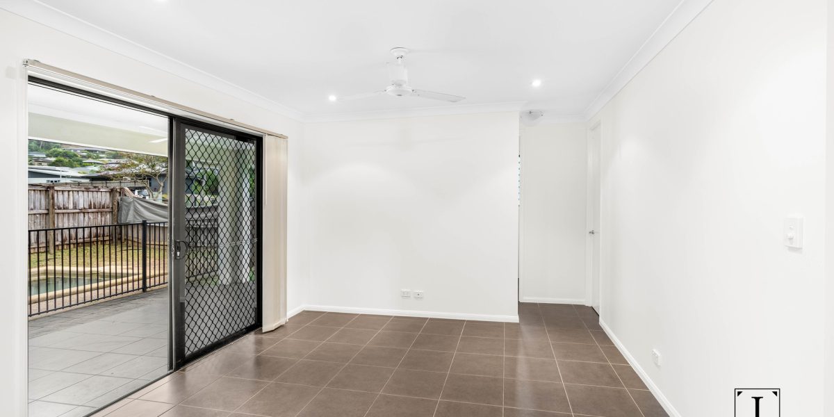 38 Kehone Street, Redlynch, QLD 4870 AUS