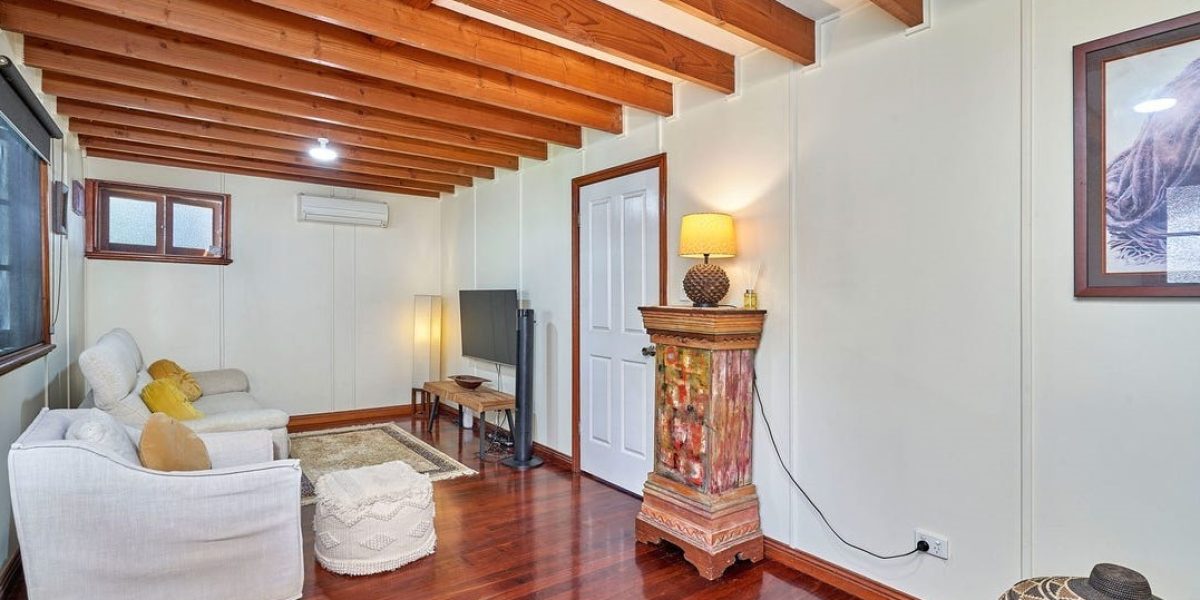 229 Oshea Esplanade, Machans Beach, QLD 4878 AUS
