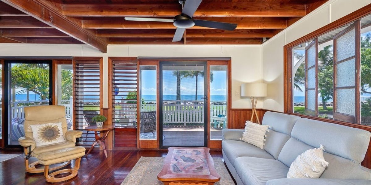 229 Oshea Esplanade, Machans Beach, QLD 4878 AUS