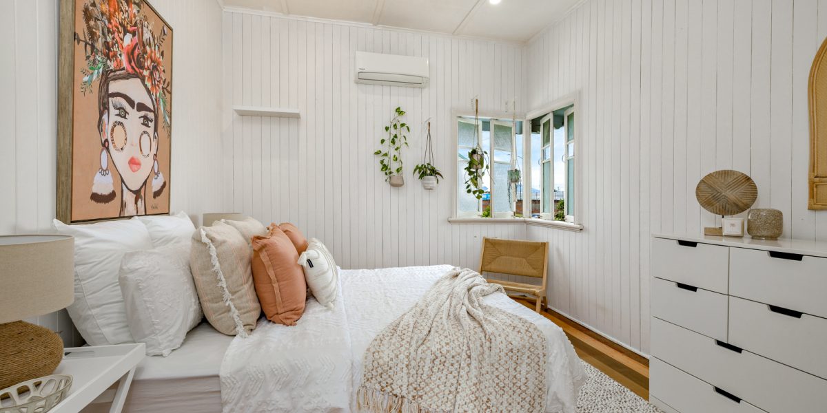 28 Tills Street, Westcourt, QLD 4870 AUS