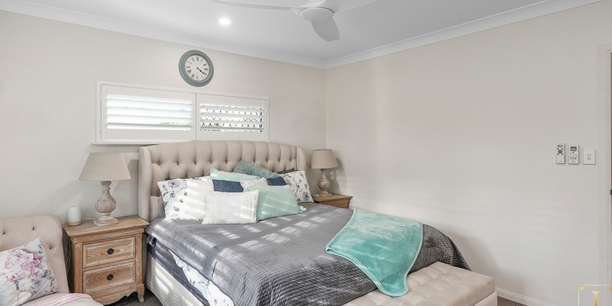 27 Castor Street, Clifton Beach, QLD 4879 AUS