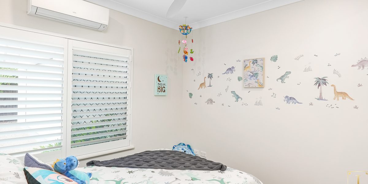 27 Castor Street, Clifton Beach, QLD 4879 AUS