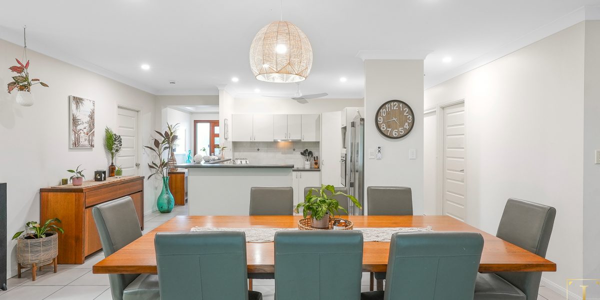 27 Castor Street, Clifton Beach, QLD 4879 AUS