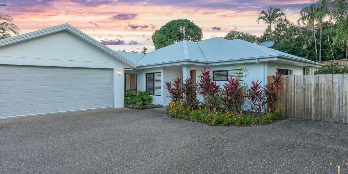 27 Castor Street, Clifton Beach, QLD 4879 AUS