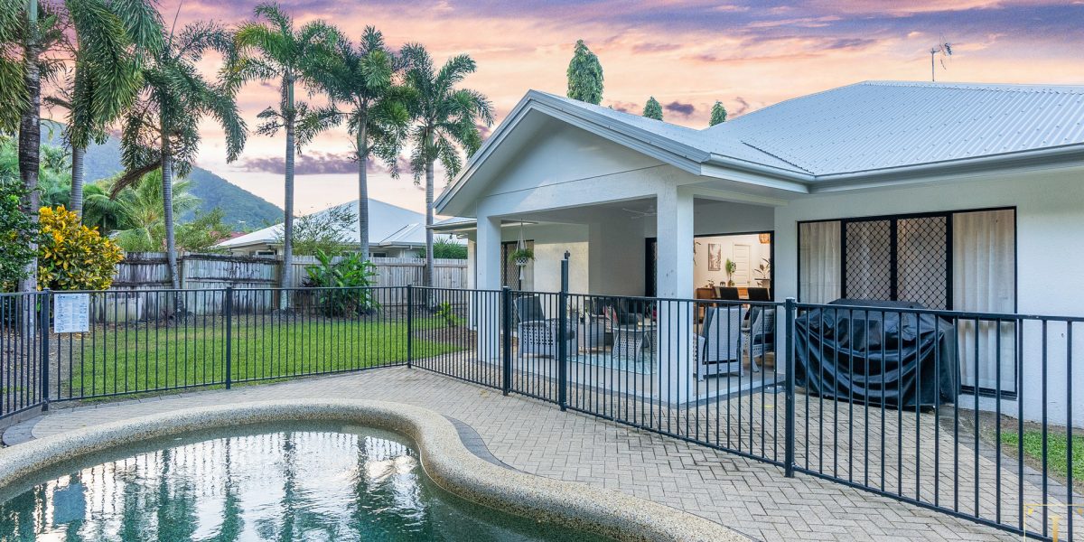 27 Castor Street, Clifton Beach, QLD 4879 AUS