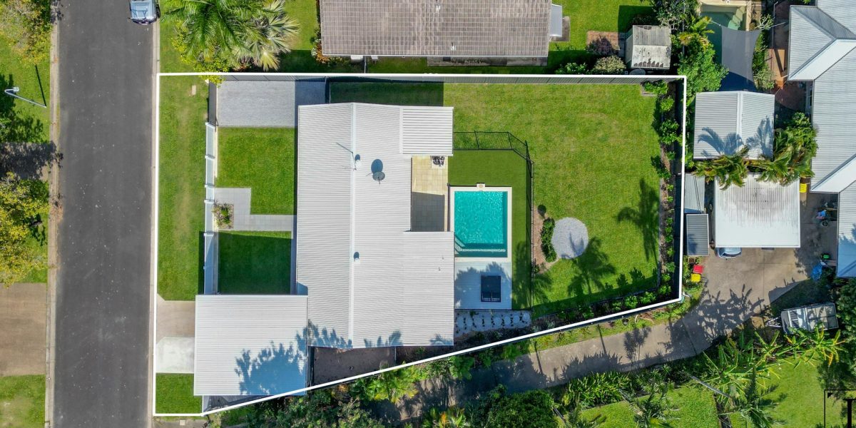 16 Maurice Street, Kewarra Beach, QLD 4879 AUS