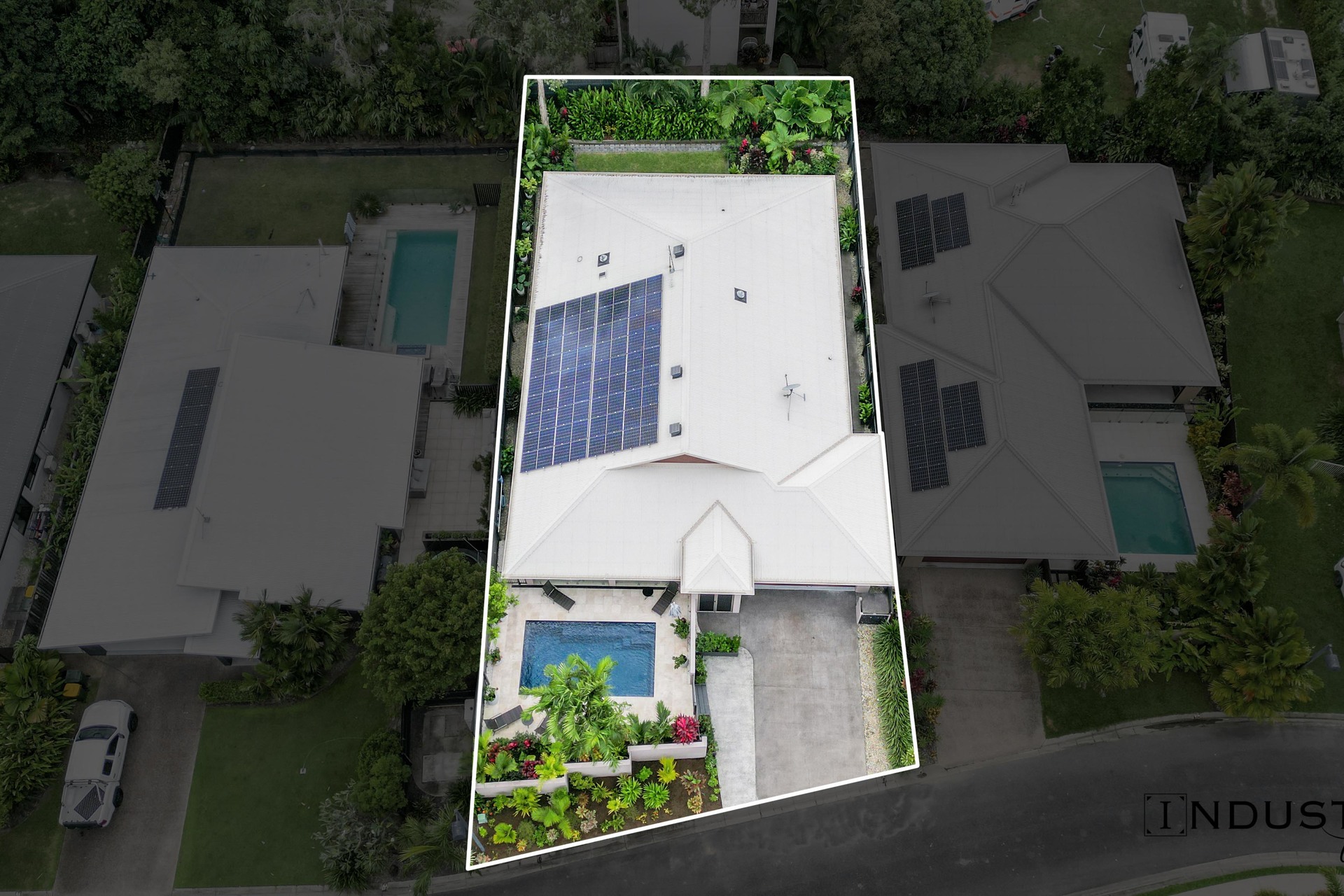 35 Lagoon Drive, Trinity Beach, QLD 4879 AUS