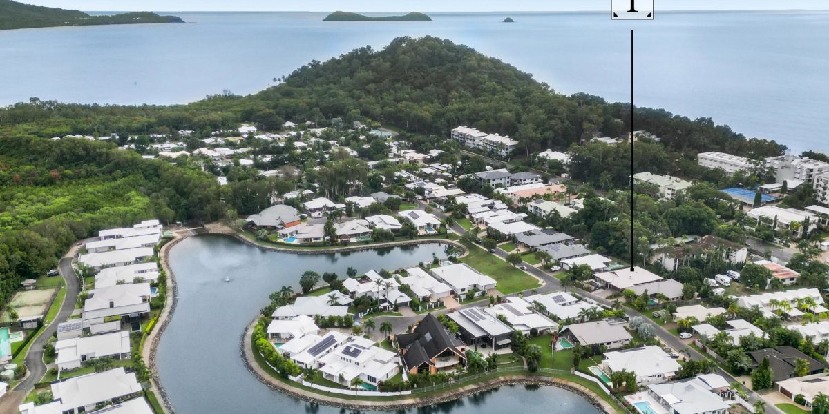 35 Lagoon Drive, Trinity Beach, QLD 4879 AUS