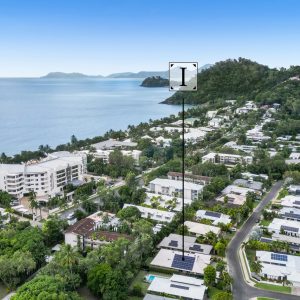35 Lagoon Drive, Trinity Beach, QLD 4879 AUS