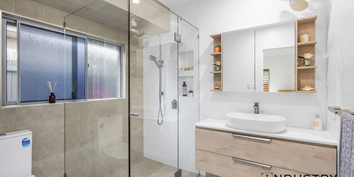 35 Lagoon Drive, Trinity Beach, QLD 4879 AUS