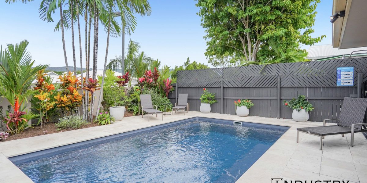 35 Lagoon Drive, Trinity Beach, QLD 4879 AUS