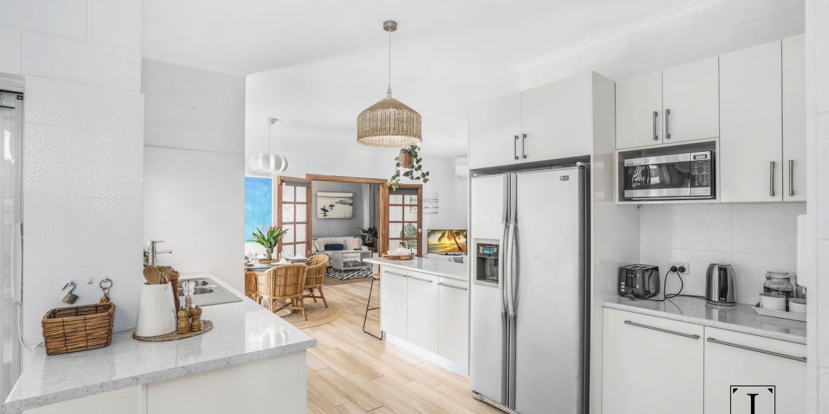 12 Corinda Close, Trinity Beach, QLD 4879 AUS