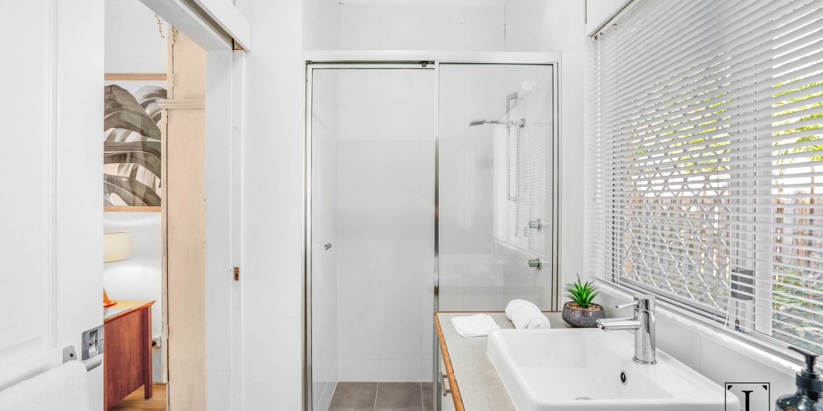 12 Corinda Close, Trinity Beach, QLD 4879 AUS