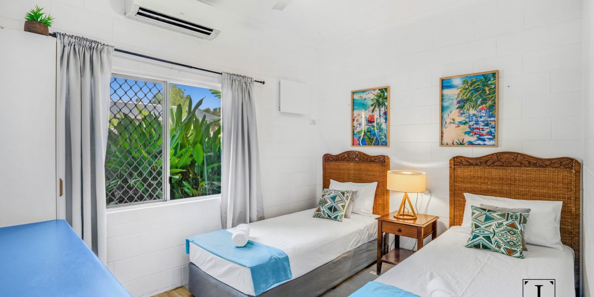 12 Corinda Close, Trinity Beach, QLD 4879 AUS