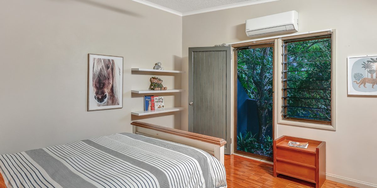 120 Nolan Street, Whitfield, QLD 4870 AUS