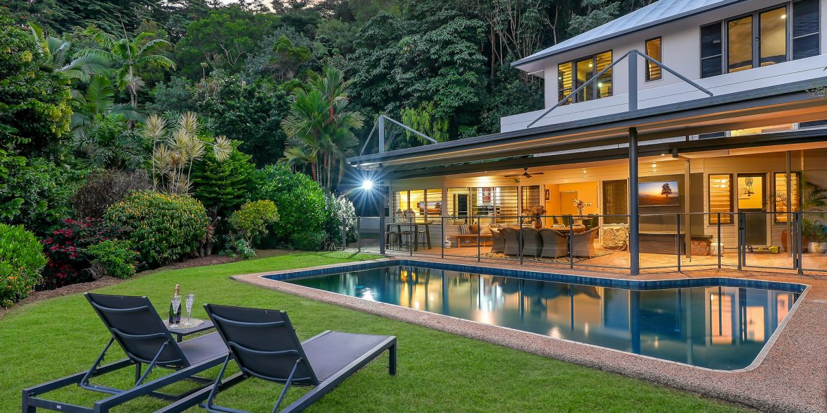 120 Nolan Street, Whitfield, QLD 4870 AUS