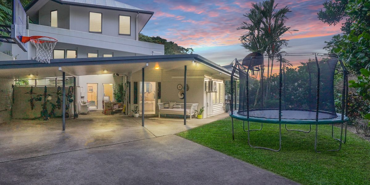 120 Nolan Street, Whitfield, QLD 4870 AUS