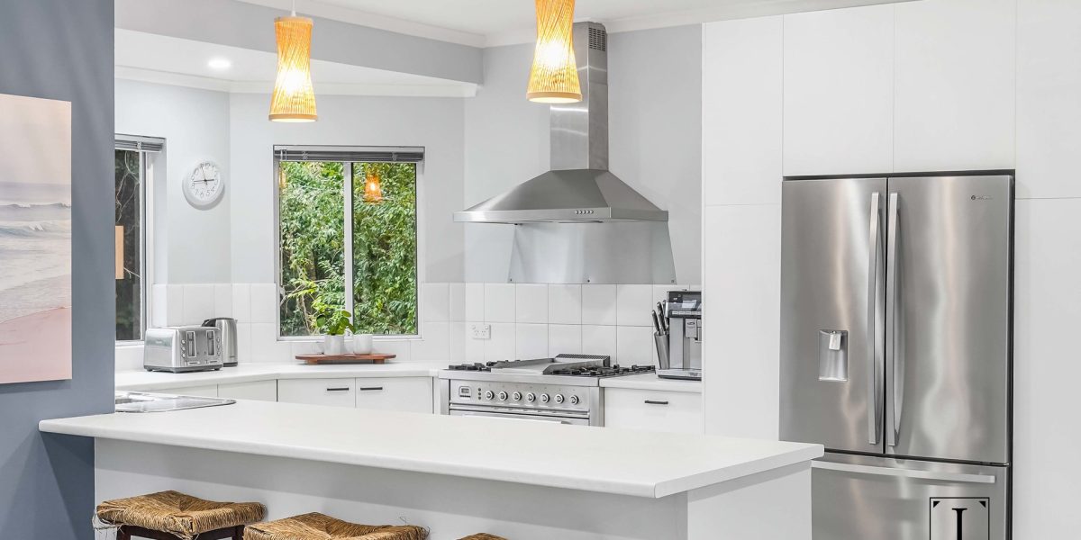 10 Tari Place, Trinity Beach, QLD 4879 AUS