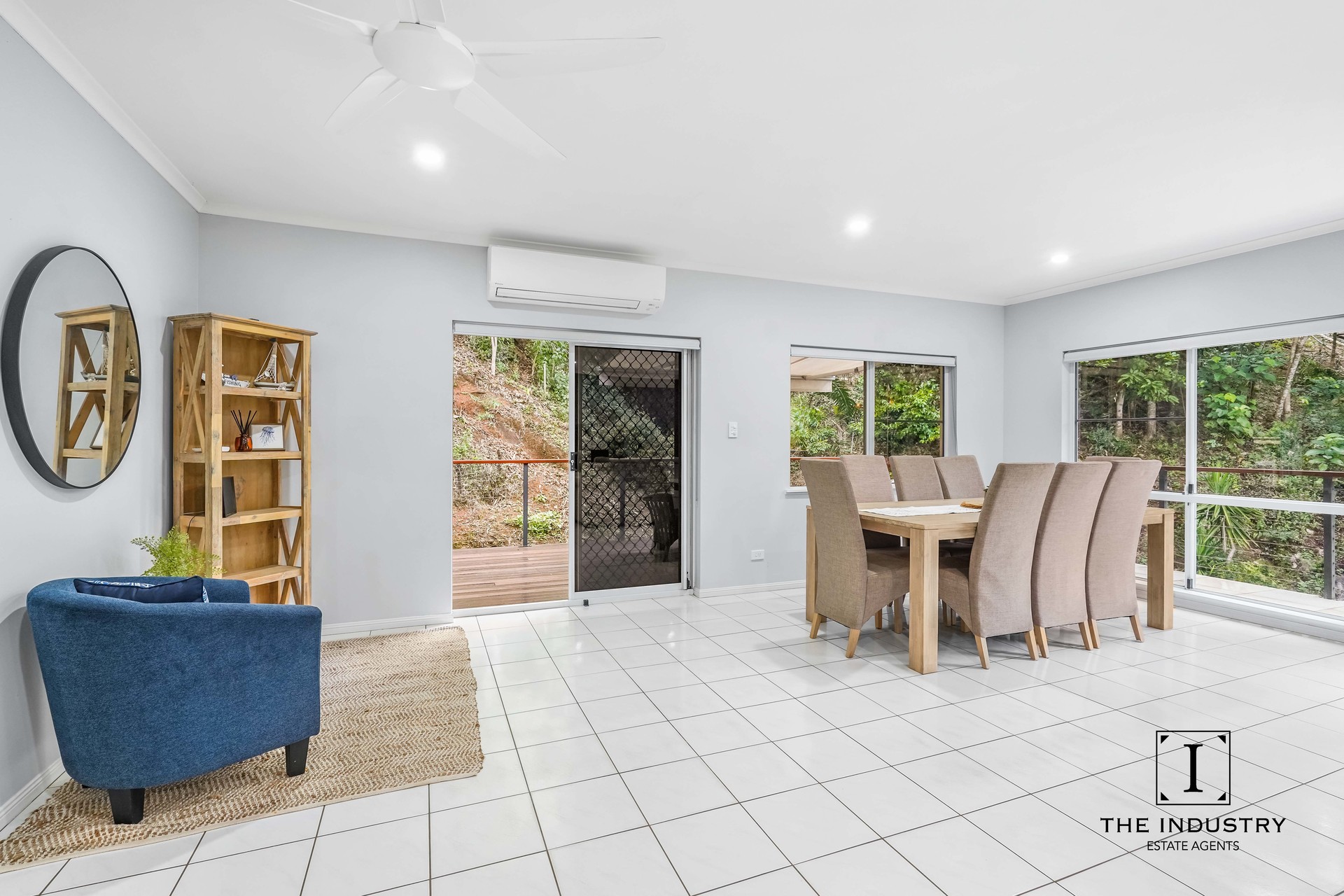 10 Tari Place, Trinity Beach, QLD 4879 AUS