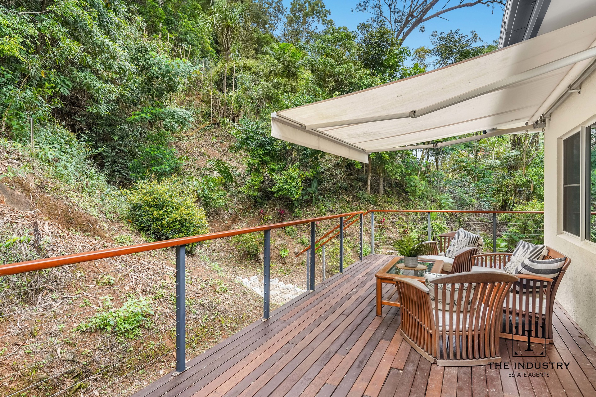 10 Tari Place, Trinity Beach, QLD 4879 AUS