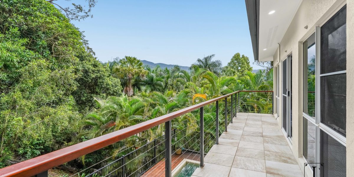 10 Tari Place, Trinity Beach, QLD 4879 AUS