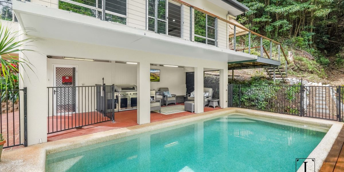 10 Tari Place, Trinity Beach, QLD 4879 AUS