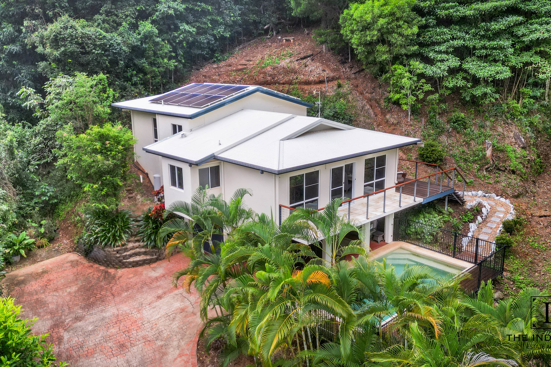 10 Tari Place, Trinity Beach, QLD 4879 AUS