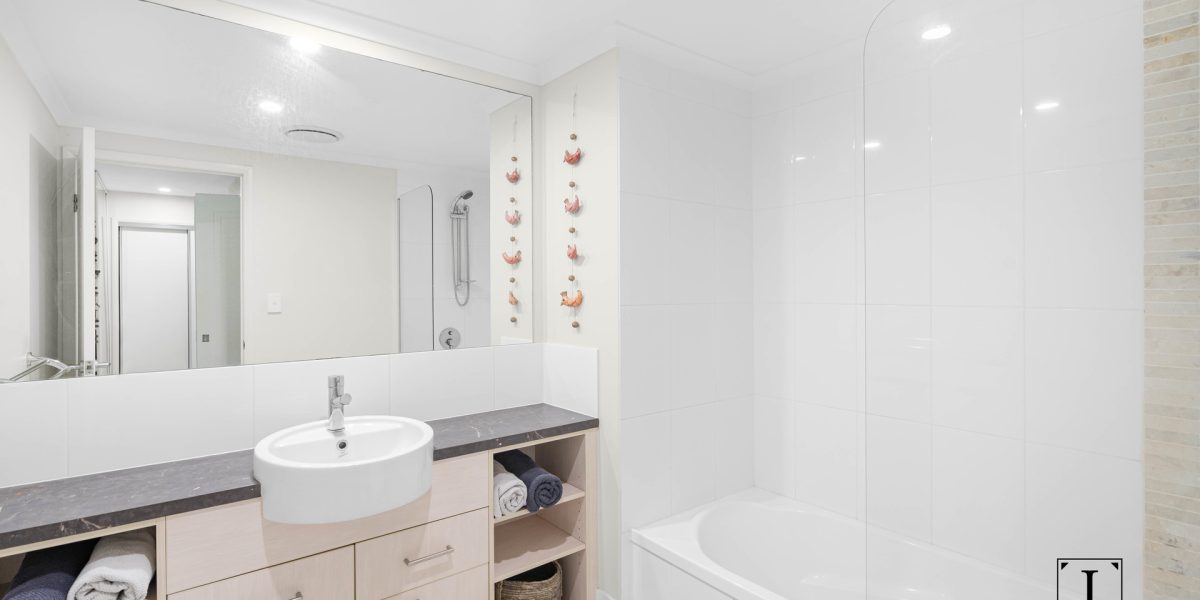 11/9-15 McLean Street, Cairns North, QLD 4870 AUS