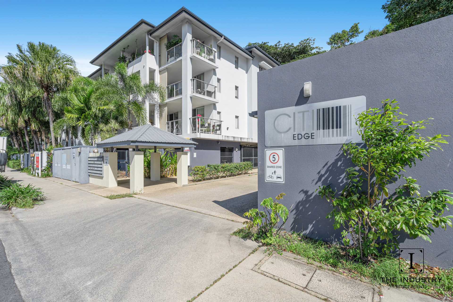 11/9-15 McLean Street, Cairns North, QLD 4870 AUS