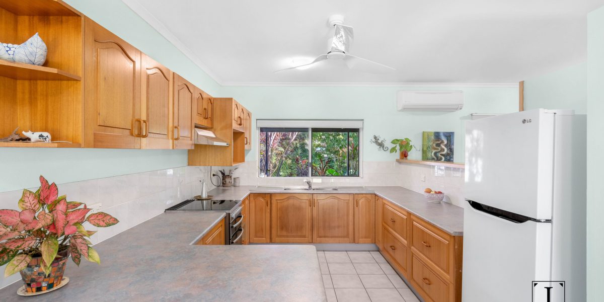 14 Lae Street, Trinity Beach, QLD 4879 AUS