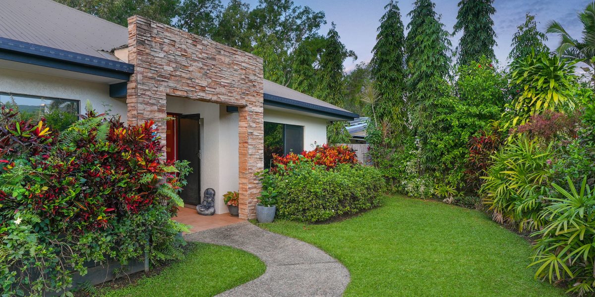 20 Batt Street, Clifton Beach, QLD 4879 AUS