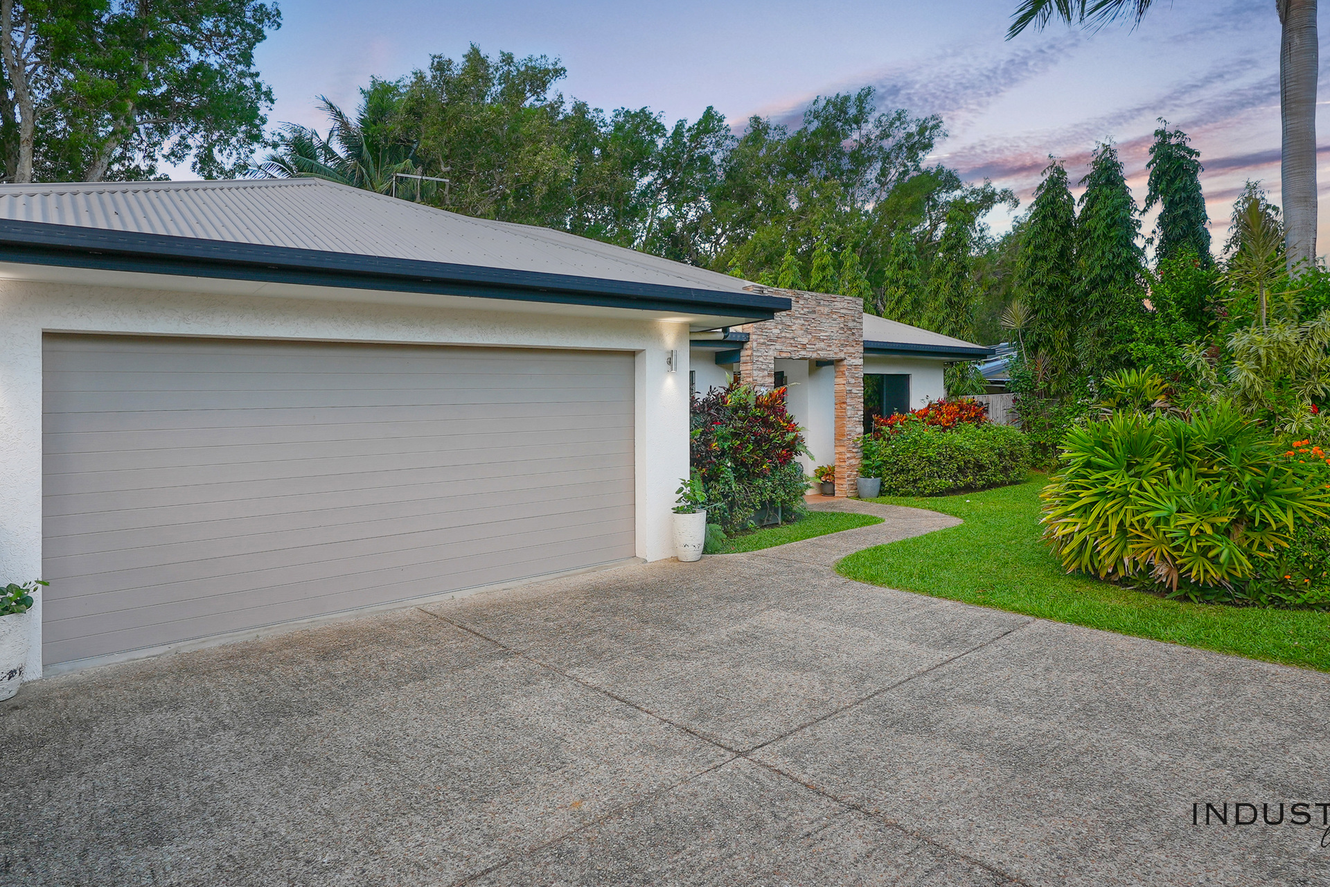 20 Batt Street, Clifton Beach, QLD 4879 AUS