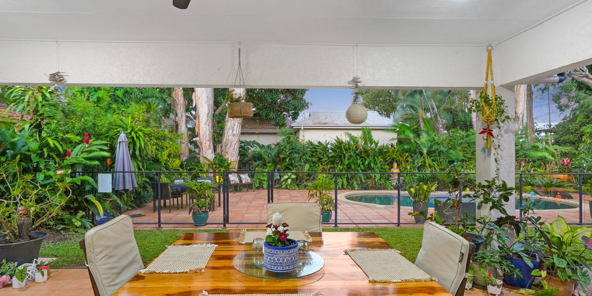 20 Batt Street, Clifton Beach, QLD 4879 AUS