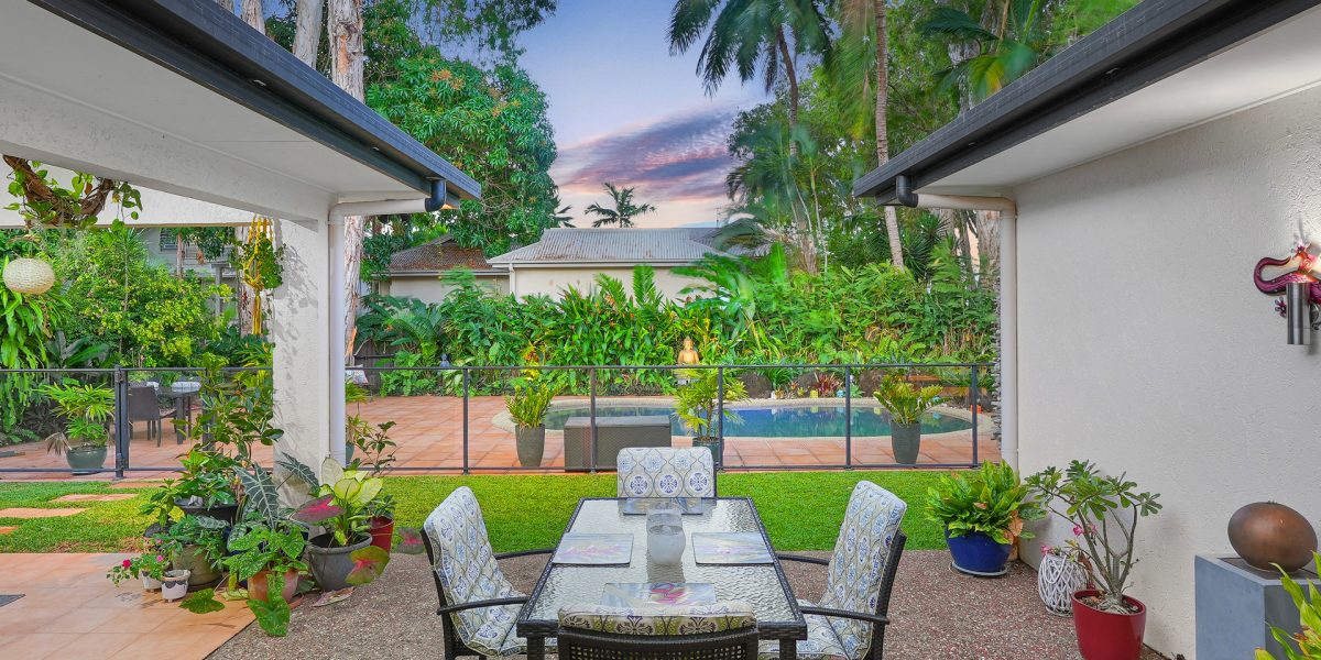20 Batt Street, Clifton Beach, QLD 4879 AUS