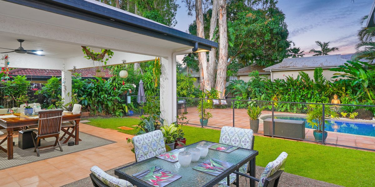 20 Batt Street, Clifton Beach, QLD 4879 AUS