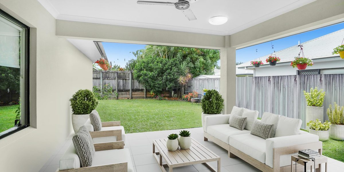 8 Murrinda Gardens, Trinity Park, QLD 4879 AUS