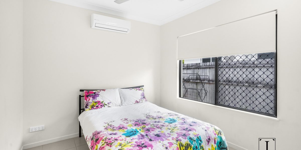 8 Murrinda Gardens, Trinity Park, QLD 4879 AUS