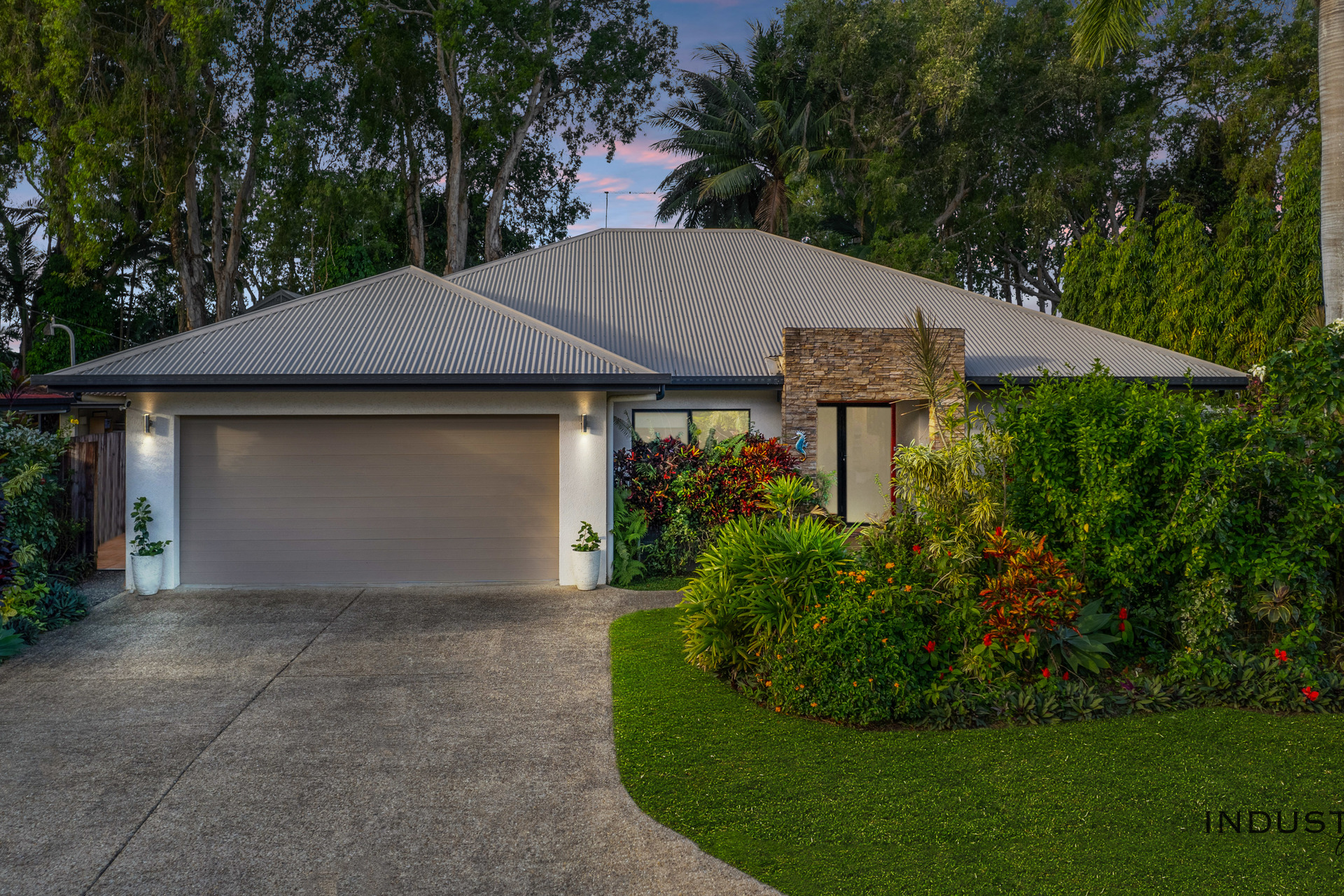 20 Batt Street, Clifton Beach, QLD 4879 AUS