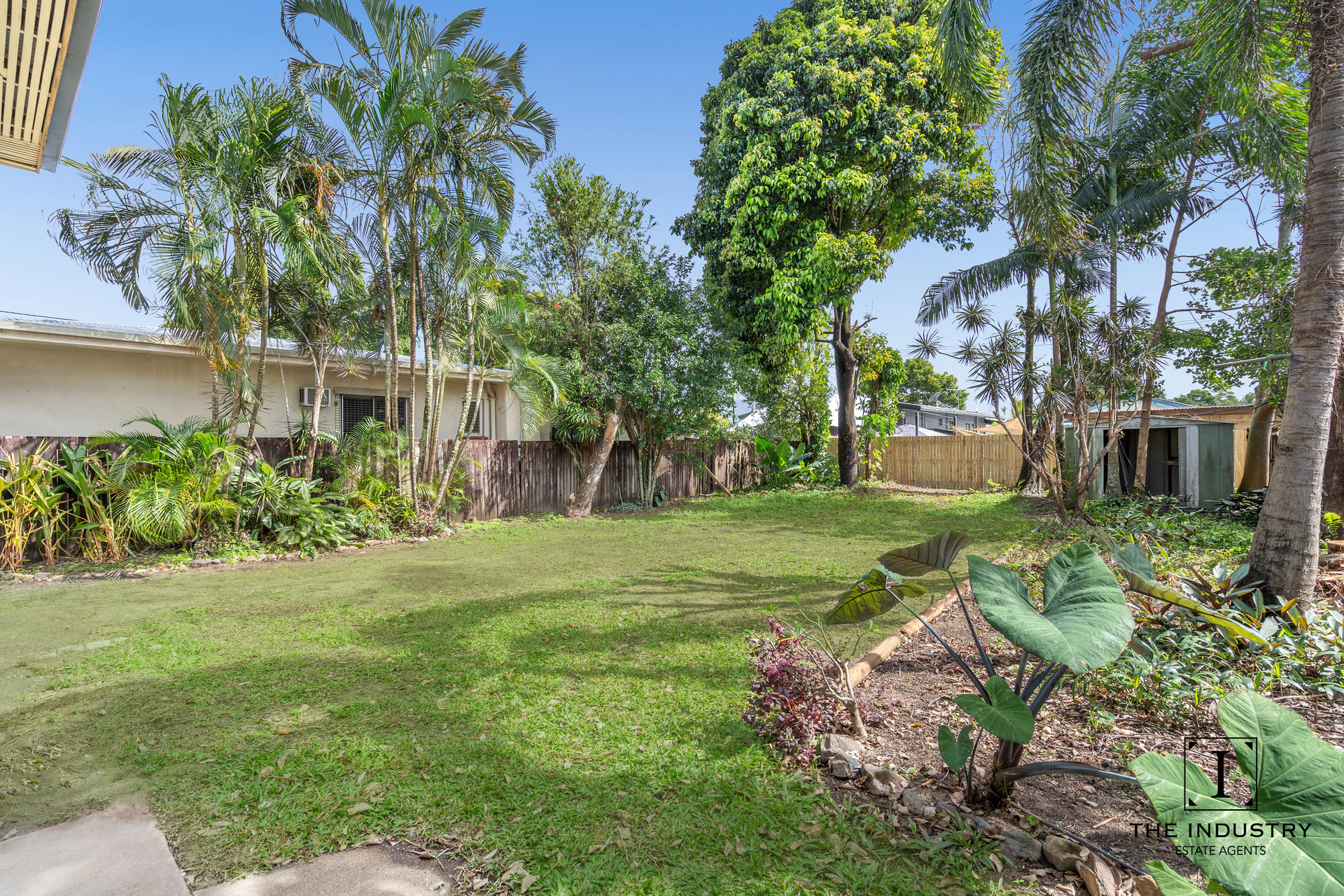 38-40 Morehead Street, Bungalow, QLD 4870 AUS